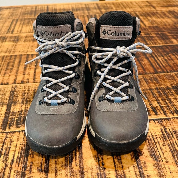Women’s Newton Ridge Plus Waterproof Hiking Boot - Picture 7 of 11